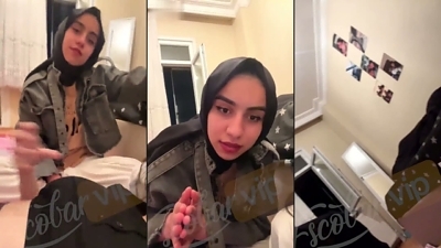 Türbanlı kız arkadaşlar kapalı kapılar ardında birbirine giriyor